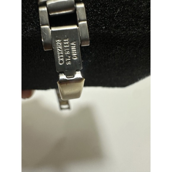 Citizen Woman Watch Quartz Two Tone Stainless Steel Water Resistant 32mm - Picture 8 of 8